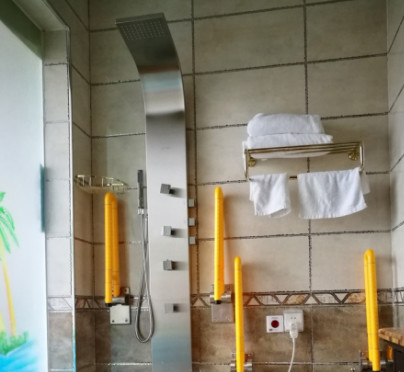 华通富养老公寓 华通富养老公寓