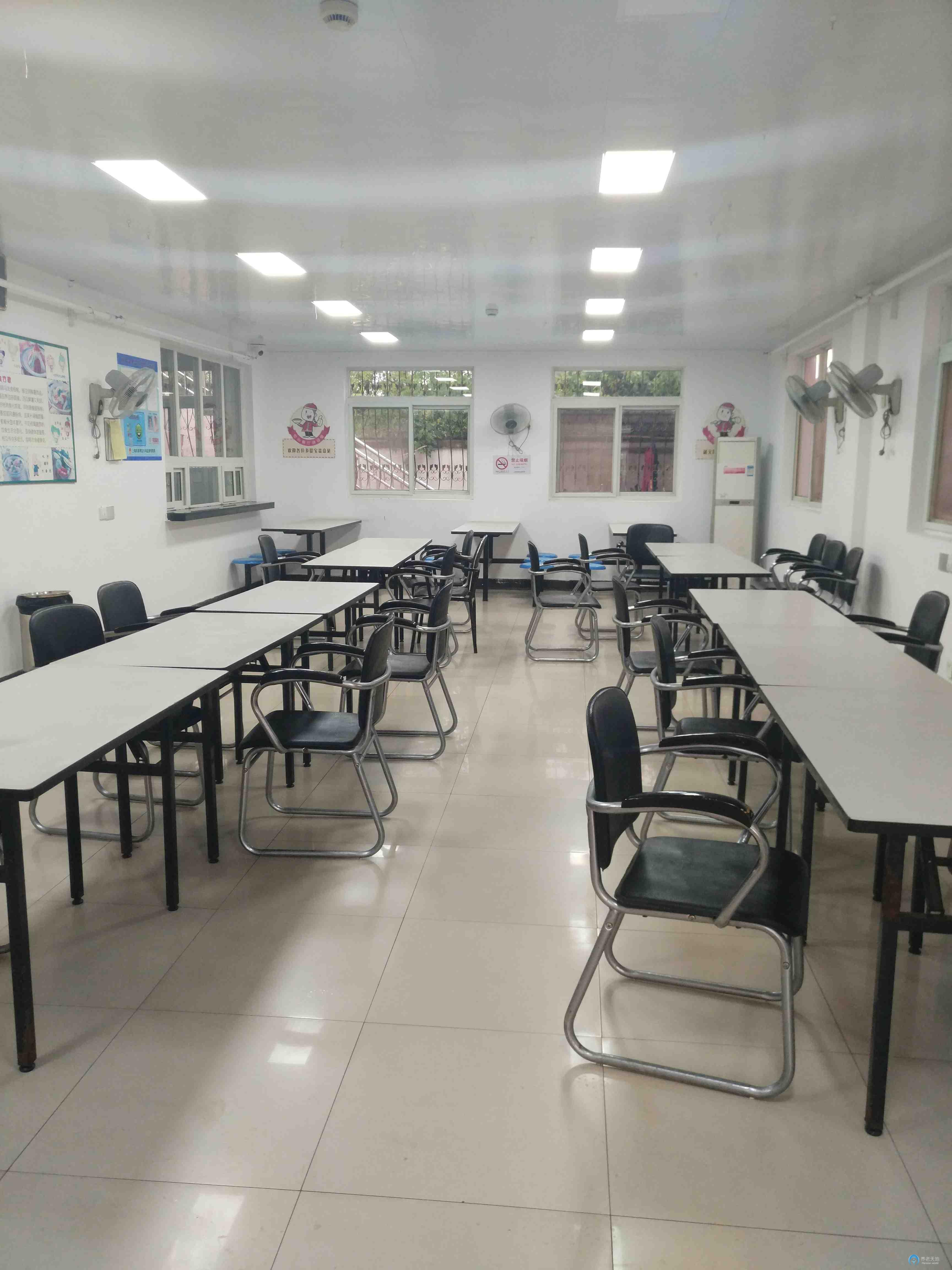 上海崇明新海怡心养老院