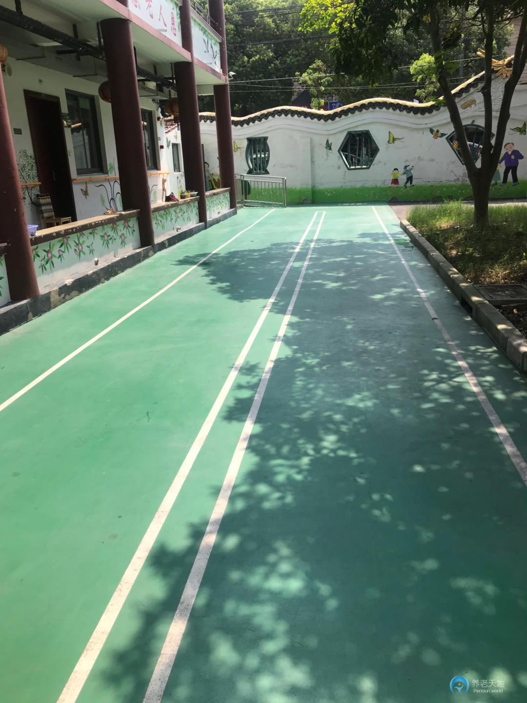 上海市奉贤区奉城镇头桥敬老院