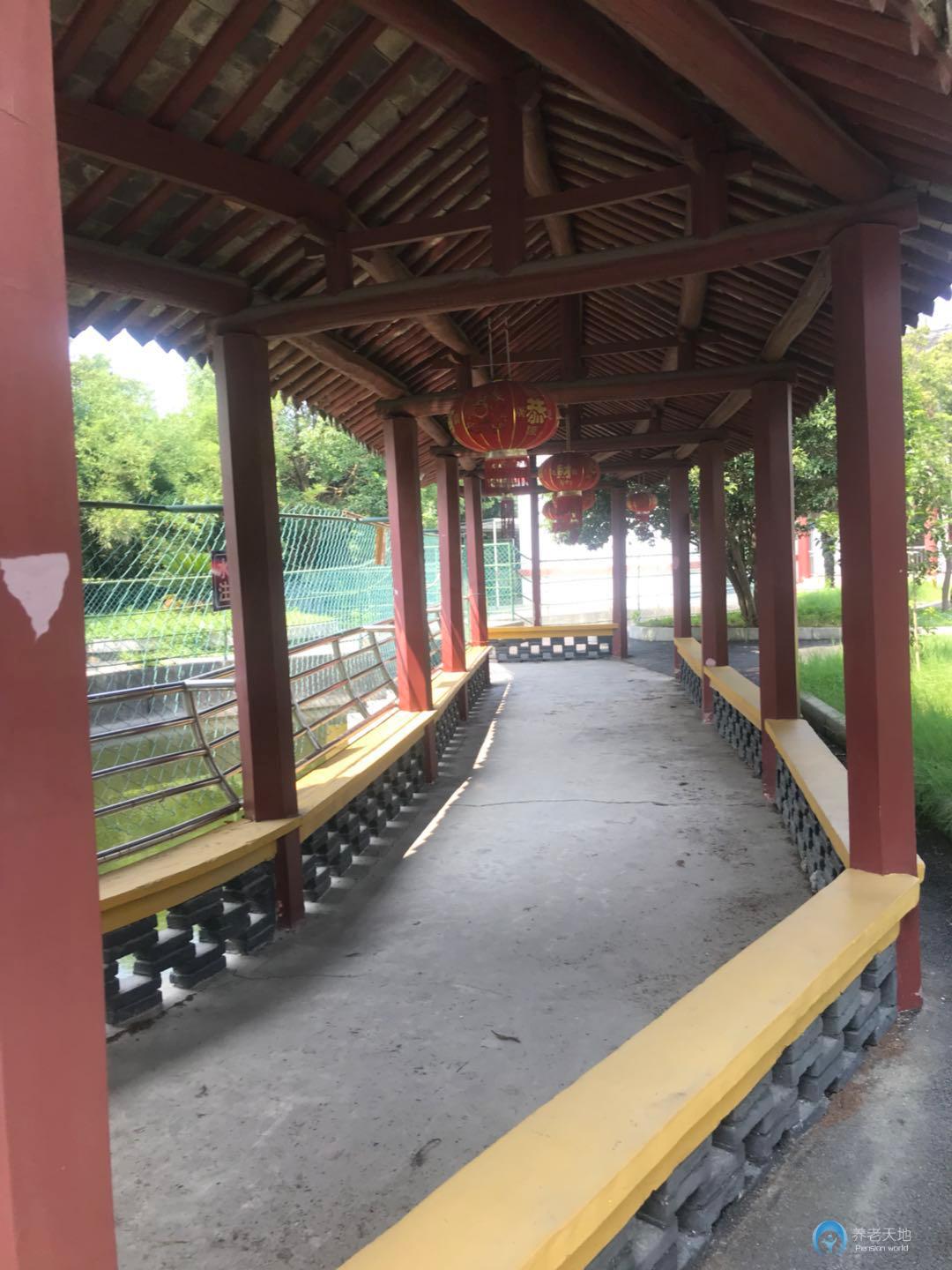 上海市奉贤区奉城镇头桥敬老院