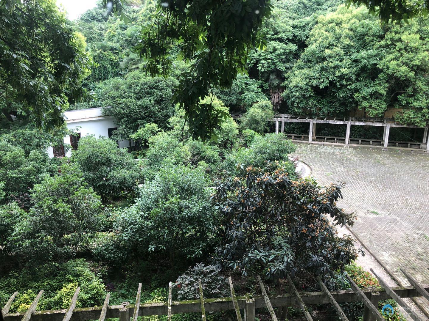 武汉楠山月湖惠养老院