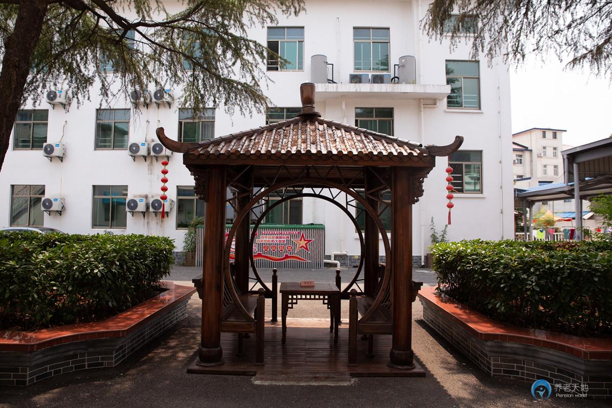 上海市奉贤区奉城镇敬老院（洪天奉城分院）