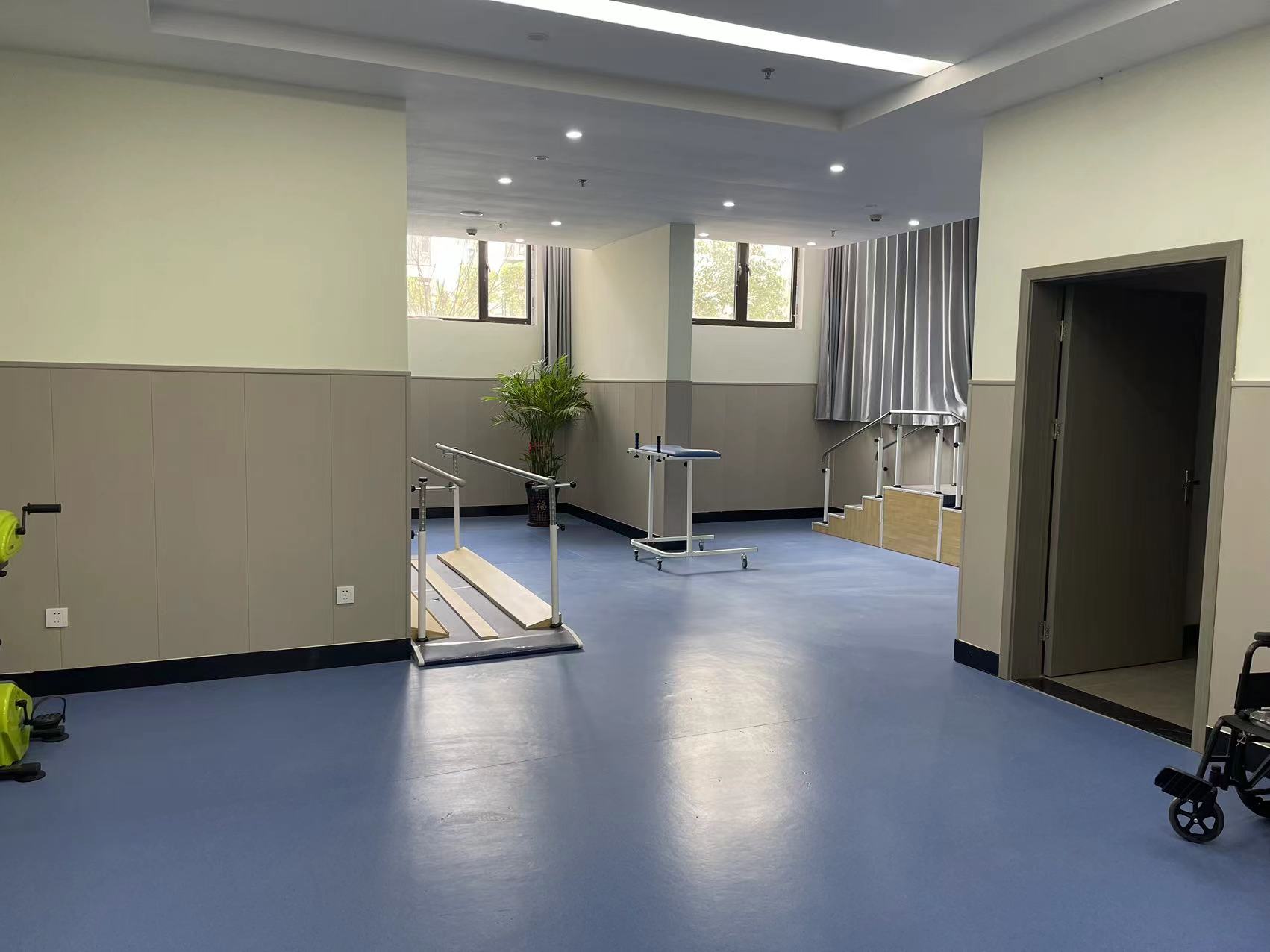 丰城市剑南街道九中社区嵌入式养老服务中心