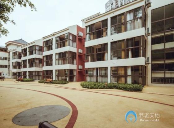 常青社·凯尔慈喜老年公寓（渝北区龙塔街道养老服务中心）