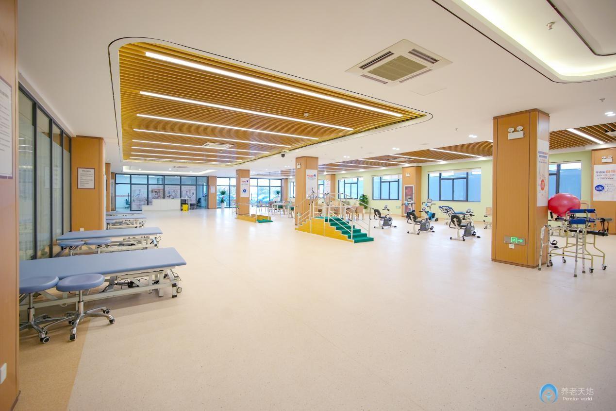 上海中医药大学协爱泽安中医医院